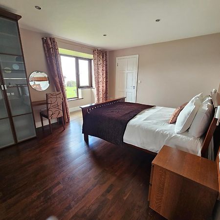 Fuchsia Lodge - New Luxury 5* Beachside Lodge With Sauna - 4 Beds Ensuite - Spectacular Location Waterville Exterior photo